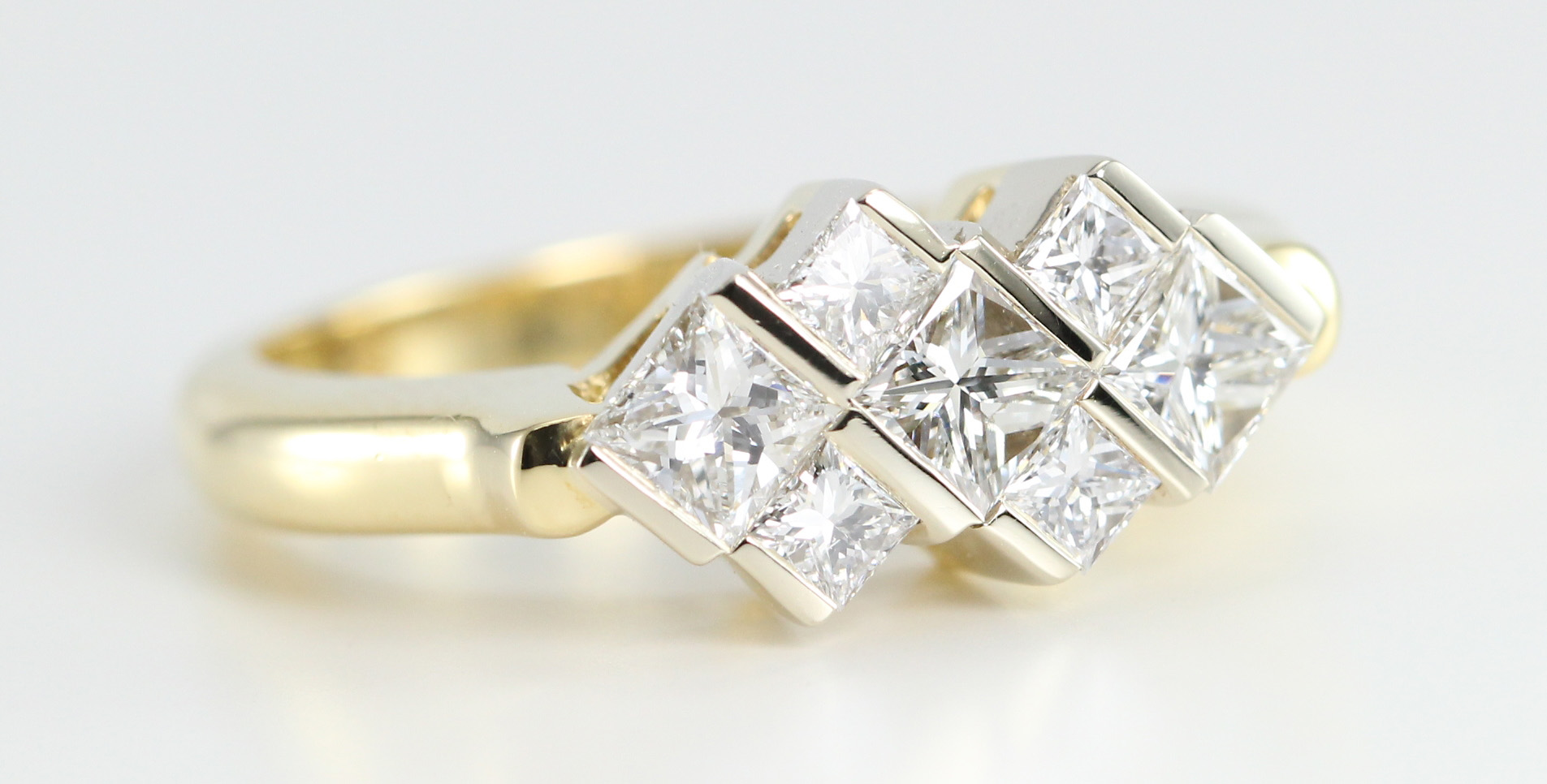18k Yellow Gold Invisible Setting Princess Cut Diamond Engagement Ring