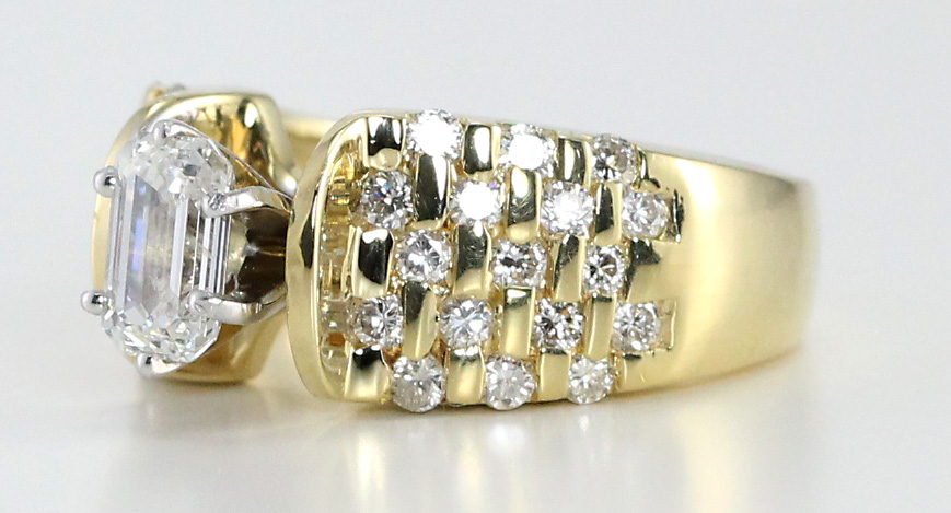 14K Yellow Gold Prong Set Emerald Diamond Engagement Ring 
