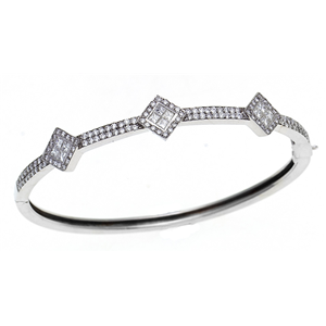 18k White Gold Fashion Bangle Bracelet with Princess and Round Cut diamonds (1.5 Ct., G Color, VS1 Clarity)