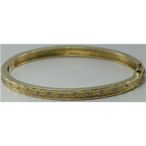 14k Yellow Gold Round Bezel matt hammered finish scallop Shape diamond hinged bracelet(0.18ct, H, SI2-SI3)