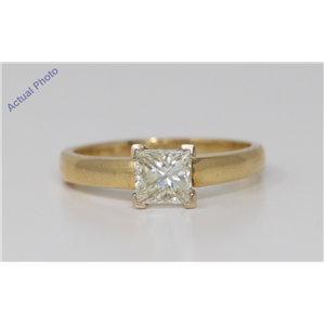 18k Yellow Gold Princess Cut Classic modern square diamond engagement ring (1.02 Ct, M Color, VS2 Clarity)