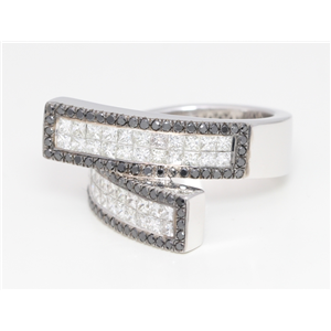 18k Gold Princess Diamond Black & White Rectangular Crossover Asymmetrical Anniversary Ring 2.25 ct, G, VS1