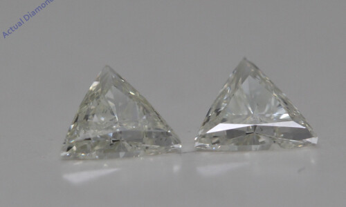 A Pair Of Triangle Cut Loose Diamonds (0.65 Ct,K Color,Vs2-Si1 Clarity)