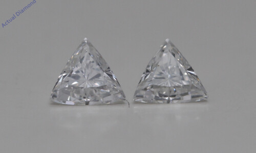 A Pair Of Triangle Cut Loose Diamonds (0.69 Ct,E Color,Vs1 Clarity)