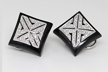 Jewelry inspired by Art Deco design